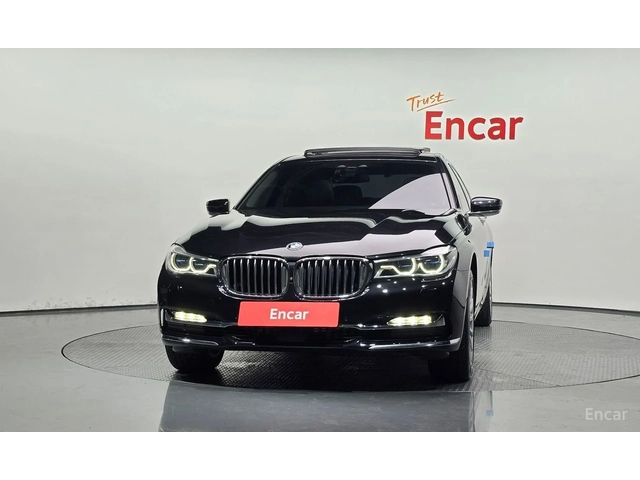 BMW 740 LI* XDRIVE* HARMON* KARDON* ОБДУХВАНЕ* ДИСТРОНИК* - автомобили, коли, обяви за нови и употребявани 2