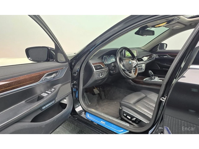 BMW 740 LI* XDRIVE* HARMON* KARDON* ОБДУХВАНЕ* ДИСТРОНИК* - автомобили, коли, обяви за нови и употребявани 4