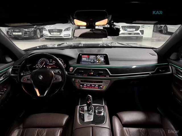 BMW 740 LI/XDRIVE/M-SPORT/DISTRONIC/HUD/360 VIEW - автомобили, коли, обяви за нови и употребявани 6
