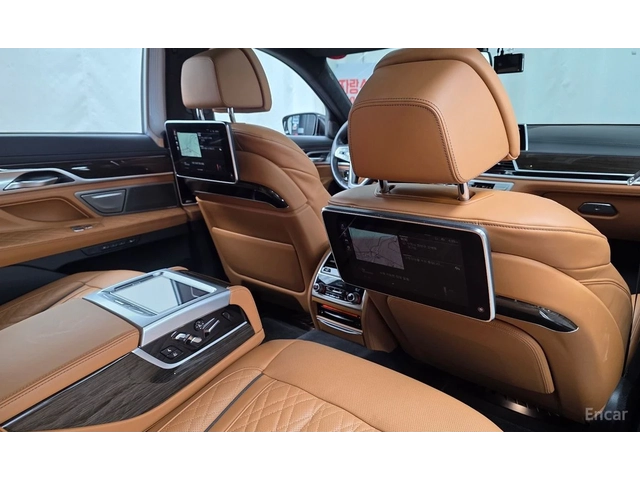 BMW 740 XDRIVE* LASER* 3TV* ОБДУХВАНЕ* ДИСТРОНИК* МАСАЖ* - автомобили, коли, обяви за нови и употребявани 14