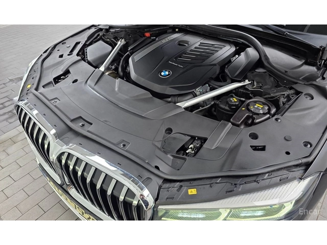 BMW 740 XDRIVE* LASER* 3TV* ОБДУХВАНЕ* ДИСТРОНИК* МАСАЖ* - автомобили, коли, обяви за нови и употребявани 16