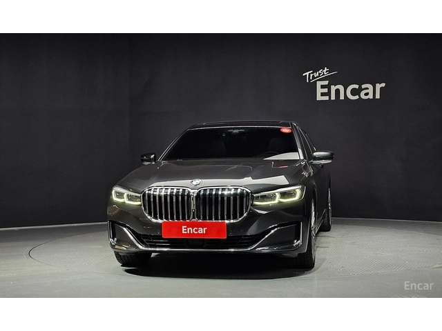 BMW 740 XDRIVE* LASER* 3TV* ОБДУХВАНЕ* ДИСТРОНИК* МАСАЖ* - автомобили, коли, обяви за нови и употребявани 2