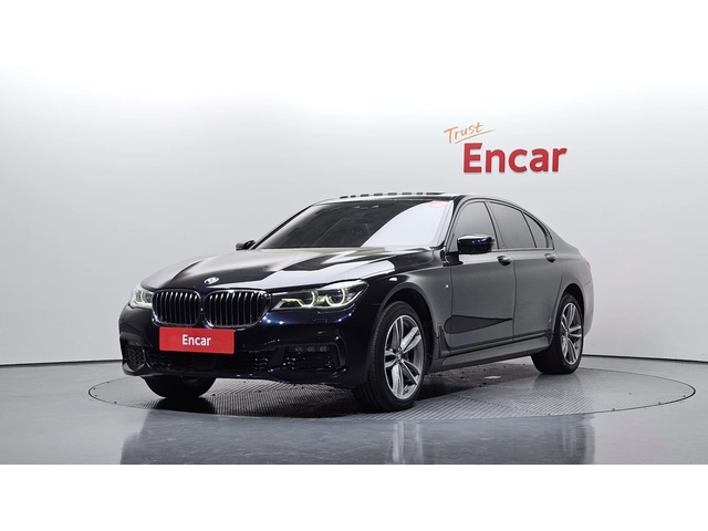 BMW 740 d xDrive M Sport - автомобили, коли, обяви за нови и употребявани 0