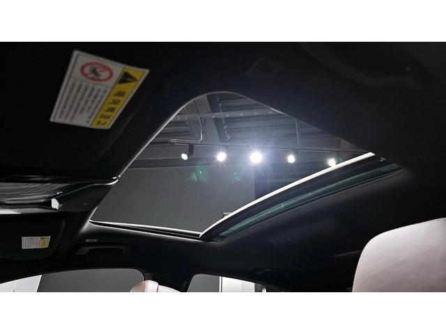 BMW 740 d xDrive M Sport - автомобили, коли, обяви за нови и употребявани 16
