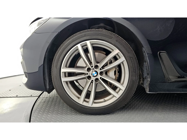 BMW 740 d xDrive M Sport - автомобили, коли, обяви за нови и употребявани 4