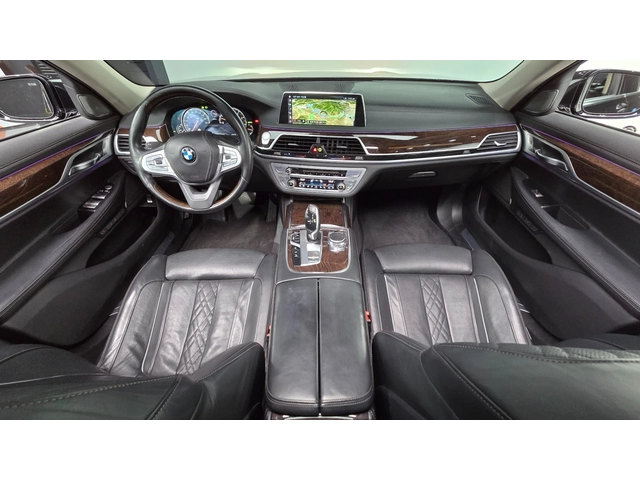 BMW 740 Li xDrive - автомобили, коли, обяви за нови и употребявани 7