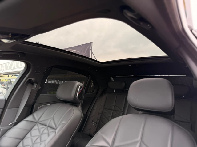 BMW 740 d= xDrive= M-pack= Performance Pack= Bowers & Wilk - автомобили, коли, обяви за нови и употребявани 14