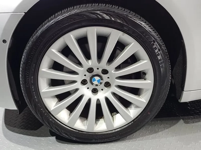 BMW 740 i - автомобили, коли, обяви за нови и употребявани 4