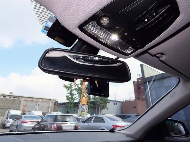BMW 740 i - автомобили, коли, обяви за нови и употребявани 11