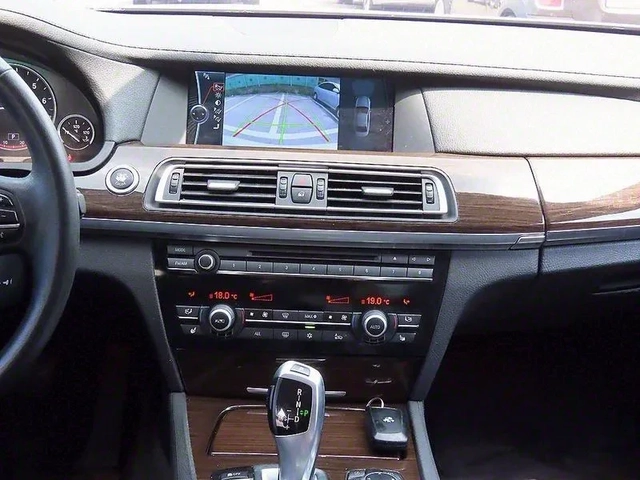 BMW 740 i - автомобили, коли, обяви за нови и употребявани 9