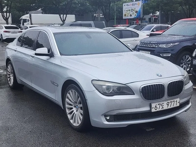 BMW 740 LI - автомобили, коли, обяви за нови и употребявани 0