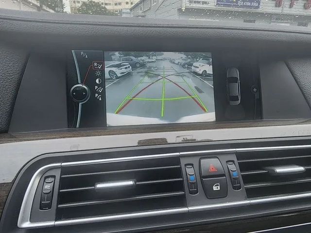 BMW 740 LI - автомобили, коли, обяви за нови и употребявани 12