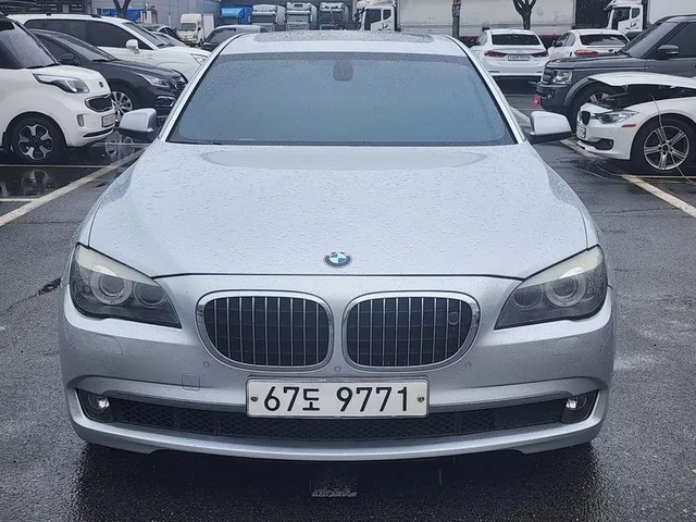 BMW 740 LI - автомобили, коли, обяви за нови и употребявани 1