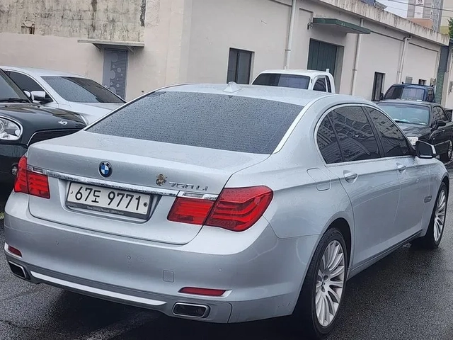 BMW 740 LI - автомобили, коли, обяви за нови и употребявани 4