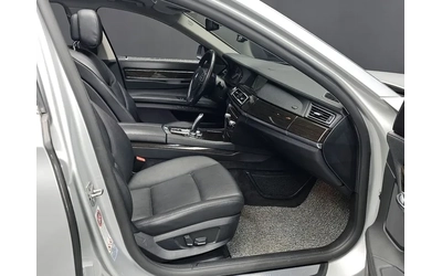 BMW 740 Li - автомобили, коли, обяви за нови и употребявани 10