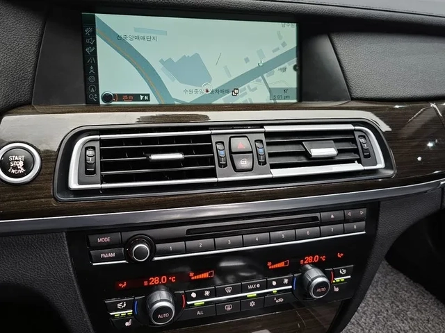 BMW 740 Li - автомобили, коли, обяви за нови и употребявани 13