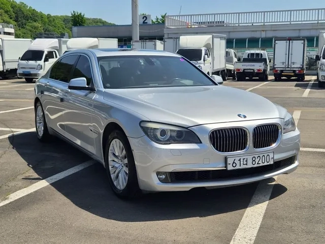 BMW 740 LI - автомобили, коли, обяви за нови и употребявани 0