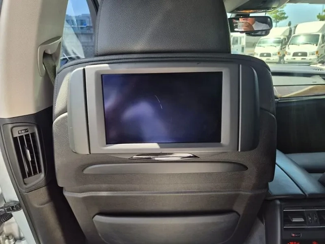 BMW 740 LI - автомобили, коли, обяви за нови и употребявани 13