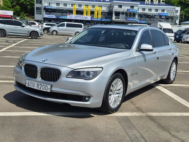 BMW 740 LI - автомобили, коли, обяви за нови и употребявани 1