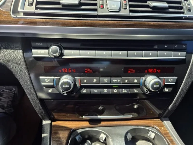 BMW 740 LI - автомобили, коли, обяви за нови и употребявани 9
