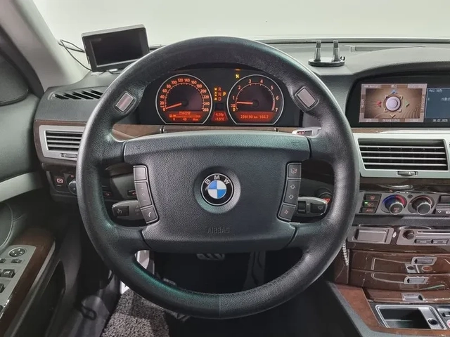 BMW 740 LI - автомобили, коли, обяви за нови и употребявани 12