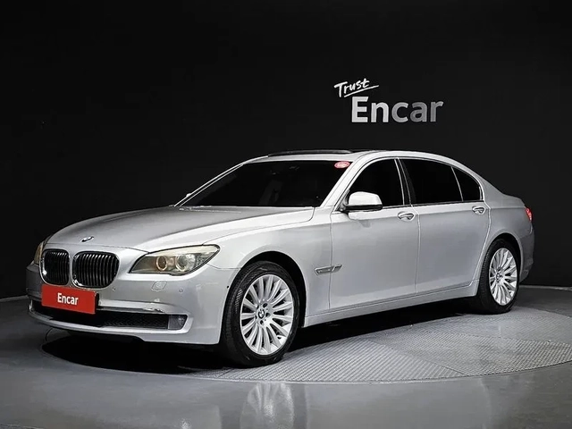 BMW 740 Li - автомобили, коли, обяви за нови и употребявани 0