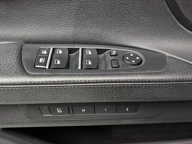 BMW 740 Li - автомобили, коли, обяви за нови и употребявани 11