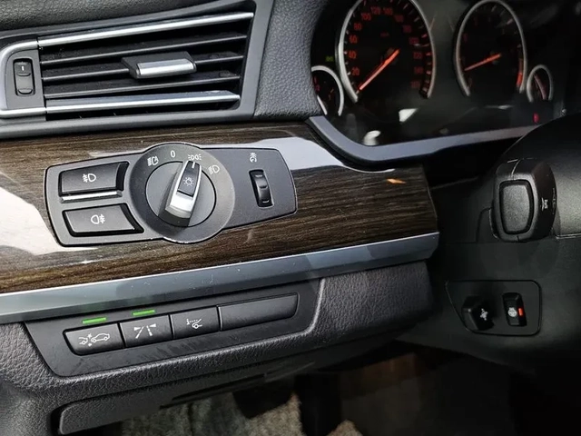BMW 740 Li - автомобили, коли, обяви за нови и употребявани 12