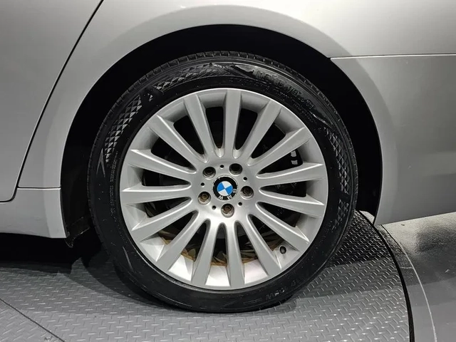 BMW 740 Li - автомобили, коли, обяви за нови и употребявани 4