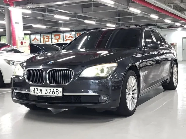 BMW 740 LI - автомобили, коли, обяви за нови и употребявани 0