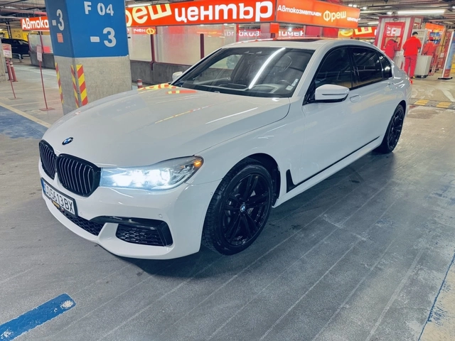 BMW 740 M SPORT | SHADOWLINE | AMBIENT AIR - автомобили, коли, обяви за нови и употребявани 1
