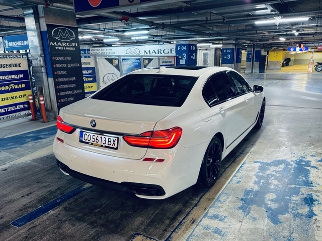 BMW 740 M SPORT | SHADOWLINE | AMBIENT AIR - автомобили, коли, обяви за нови и употребявани 2