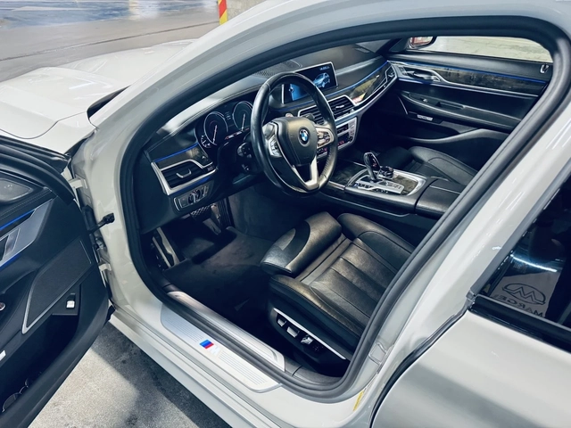 BMW 740 M SPORT | SHADOWLINE | AMBIENT AIR - автомобили, коли, обяви за нови и употребявани 7