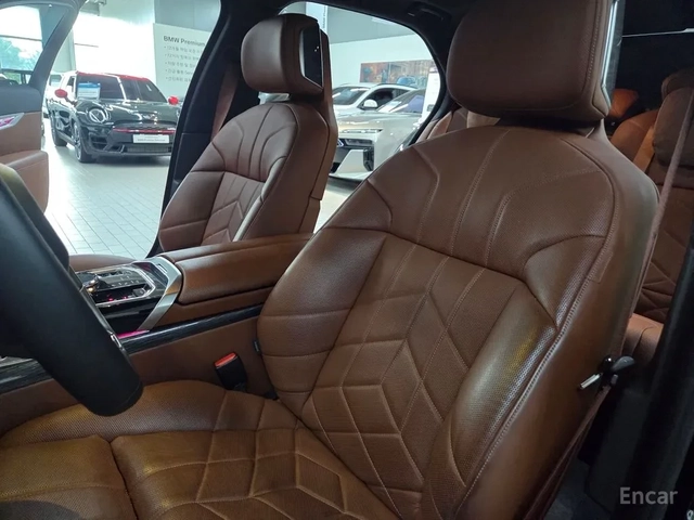 BMW 740 xDrive M Sport* FULL* ОТ ПРЕДСТАВИТЕЛСТВО НА BMW - автомобили, коли, обяви за нови и употребявани 4