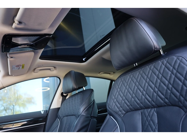BMW 740 * INDIVIDUAL* XDRIVE* LASER LIGHTS* 360* - автомобили, коли, обяви за нови и употребявани 11
