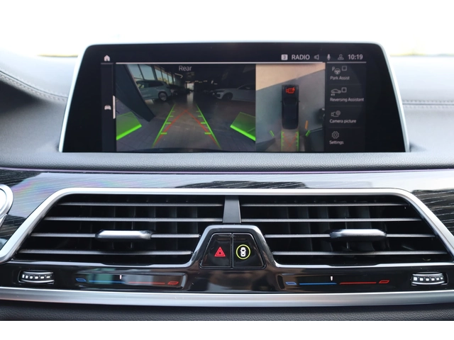 BMW 740 * INDIVIDUAL* XDRIVE* LASER LIGHTS* 360* - автомобили, коли, обяви за нови и употребявани 9