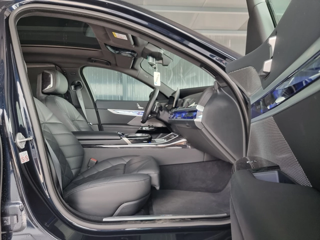 BMW 740 * INDIVIDUAL* Xdrive* Mpack* Head up* Distr* B&W* - автомобили, коли, обяви за нови и употребявани 10