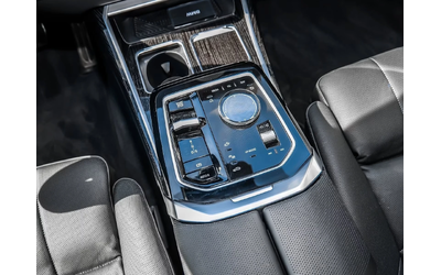 BMW 740 740 - автомобили, коли, обяви за нови и употребявани 11