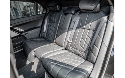 BMW 740 740 - автомобили, коли, обяви за нови и употребявани 9