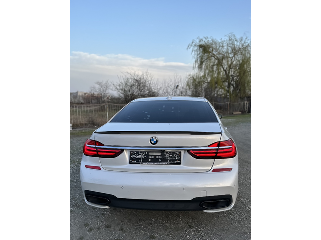 BMW 740 i Long M-pack Nappa Carbon Core - автомобили, коли, обяви за нови и употребявани 2