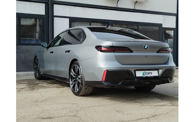 BMW 740 X Drive - автомобили, коли, обяви за нови и употребявани 11