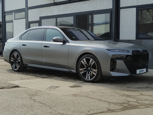 BMW 740 X Drive - автомобили, коли, обяви за нови и употребявани 16