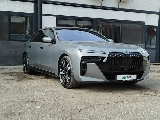 BMW 740 X Drive - автомобили, коли, обяви за нови и употребявани 2