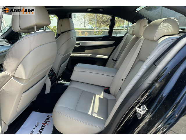 BMW 740 XD/M Pack/Реални километри - автомобили, коли, обяви за нови и употребявани 9
