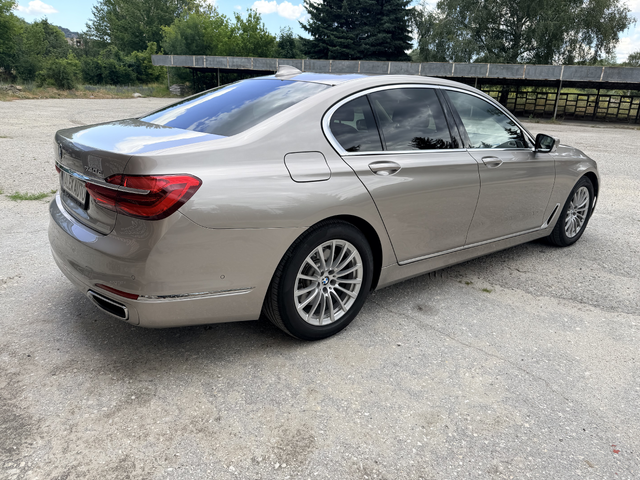 BMW 740 xDrive/Доказуем Пробег/Първи собственик/FULL - автомобили, коли, обяви за нови и употребявани 4