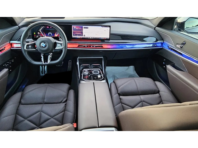 BMW 740d 740d xDrive M-Pack - автомобили, коли, обяви за нови и употребявани 8