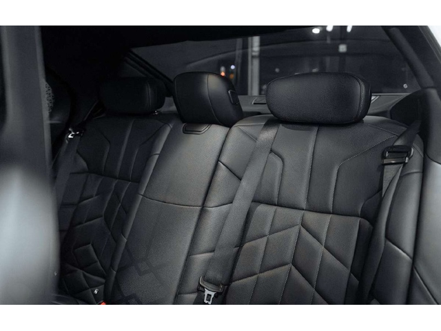 BMW 740d 740d xDrive M Pack - автомобили, коли, обяви за нови и употребявани 13