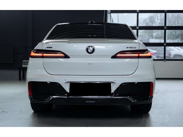 BMW 740d 740d xDrive M Pack - автомобили, коли, обяви за нови и употребявани 4