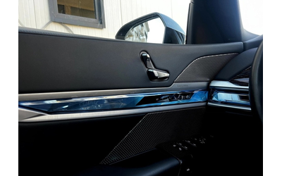 BMW 740d 740d xDrive M-Sport - автомобили, коли, обяви за нови и употребявани 7