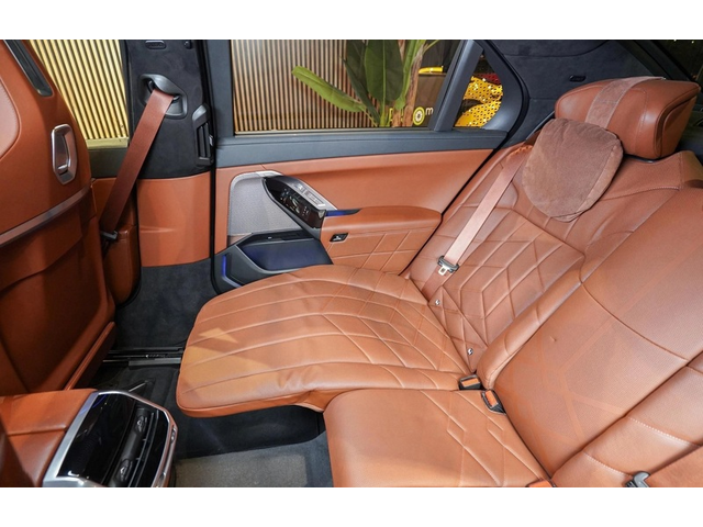 BMW 740d 740d xDrive M Sport Package Pro - автомобили, коли, обяви за нови и употребявани 10